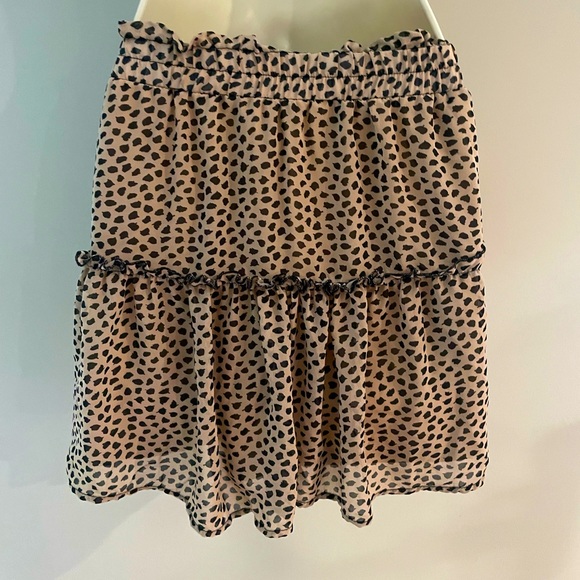 Woman’s mini ruffle skirt - Picture 5 of 5